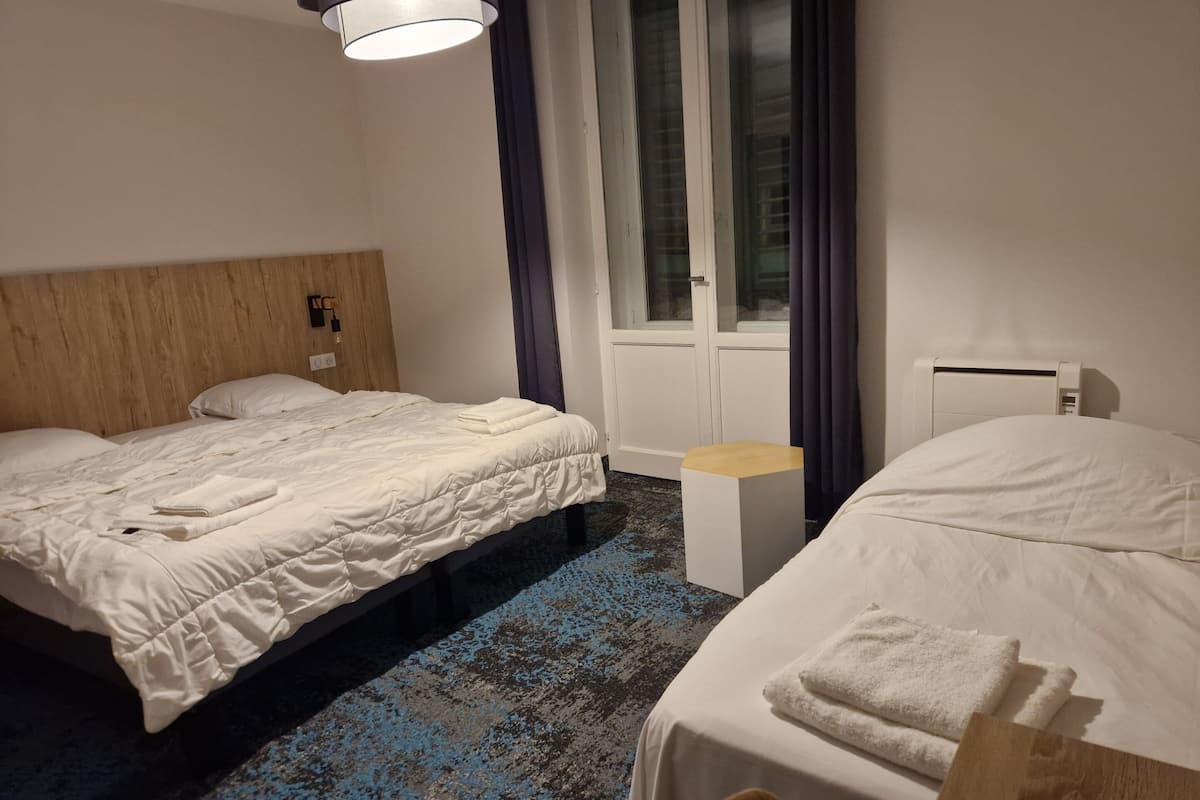 Tripla Classic, bagno privato | 1 camera, insonorizzazione, Wi-Fi gratuito