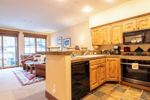Fridge, microwave, coffee/tea maker, toaster - Westridge Condo 11- Close to Downtown and Bald Mt Lifts (Ketchum)