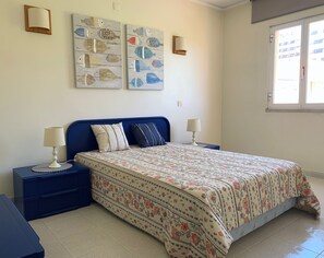 1 bedroom, bed sheets - T1 Vilamoura Marina View (Quarteira)