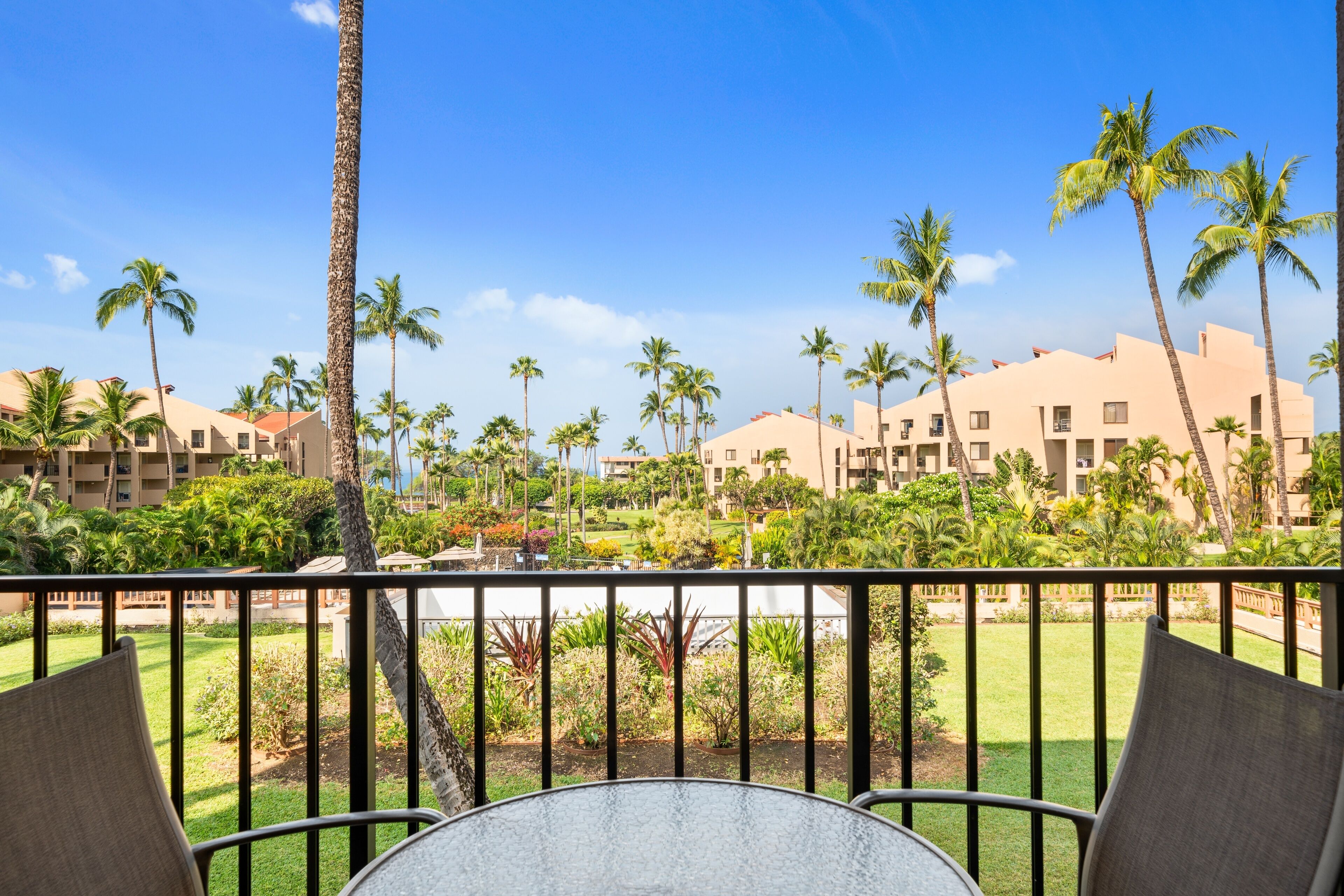 Condo, 1 Bedroom | Property grounds