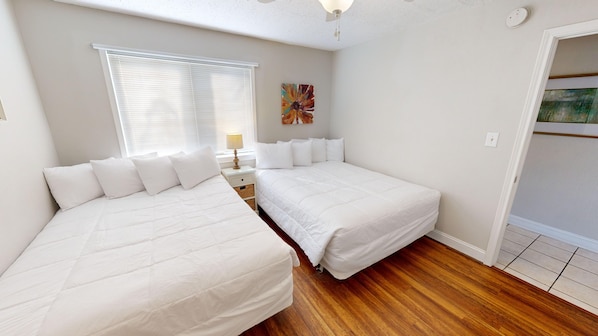 Townhome - 2 sovrum | 2 sovrum, strykjärn/strykbräda och gratis wi-fi