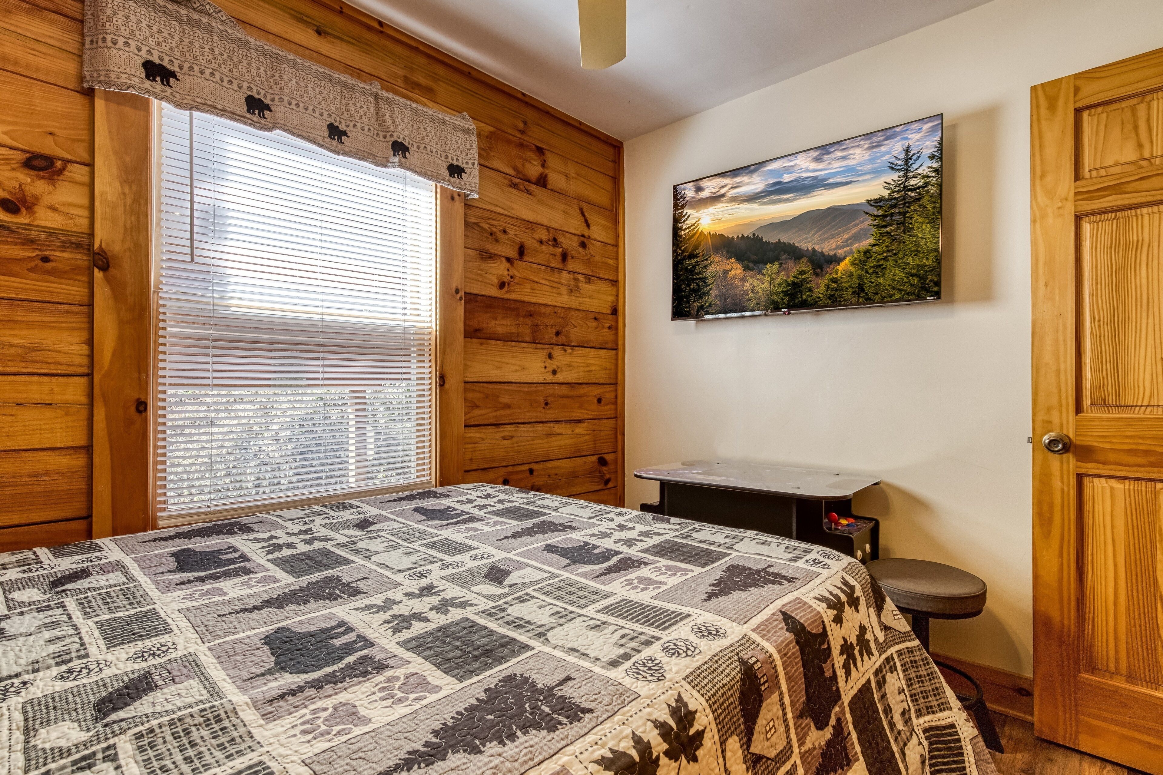 Cabin, 2 Bedrooms | Interior