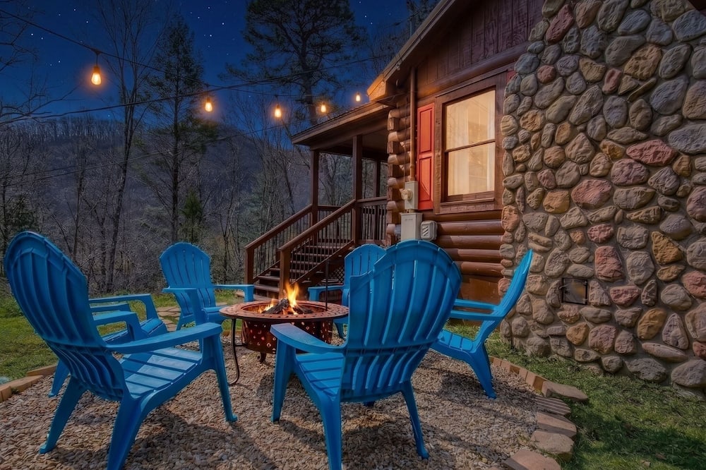 Greenbrier Woods 2 Bedroom Cabin