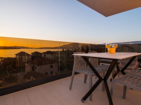 Unclassified image, 1 of 39, button - Luxury Stay With Swimming Pool and Prime Location in Trogir (Okrug)