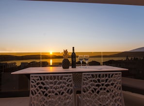 Exterior - Luxury Stay With Swimming Pool and Prime Location in Trogir (Okrug)