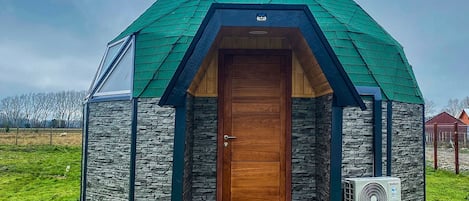 Classic Cabin | Exterior