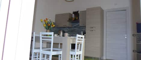 Ruokailu