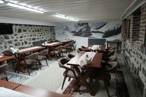 Restaurant - Mihman Konak Hotel (Kars)