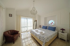 3 bedrooms, iron/ironing board, WiFi, bed sheets - Charming 3-bedroom villa with WiFi and AC in beautiful Ölüdeniz by Tatil Premium (ölüdeniz)