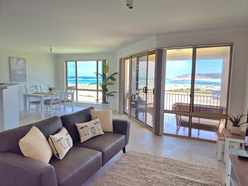 Pelican Shore Villa 2 - Kalbarri WA