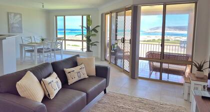 Pelican Shore Villa 2 - Kalbarri WA