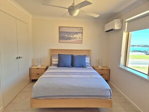 2 室のベッドルーム、アイロン / アイロン台、WiFi (無料)、ベッドシーツ