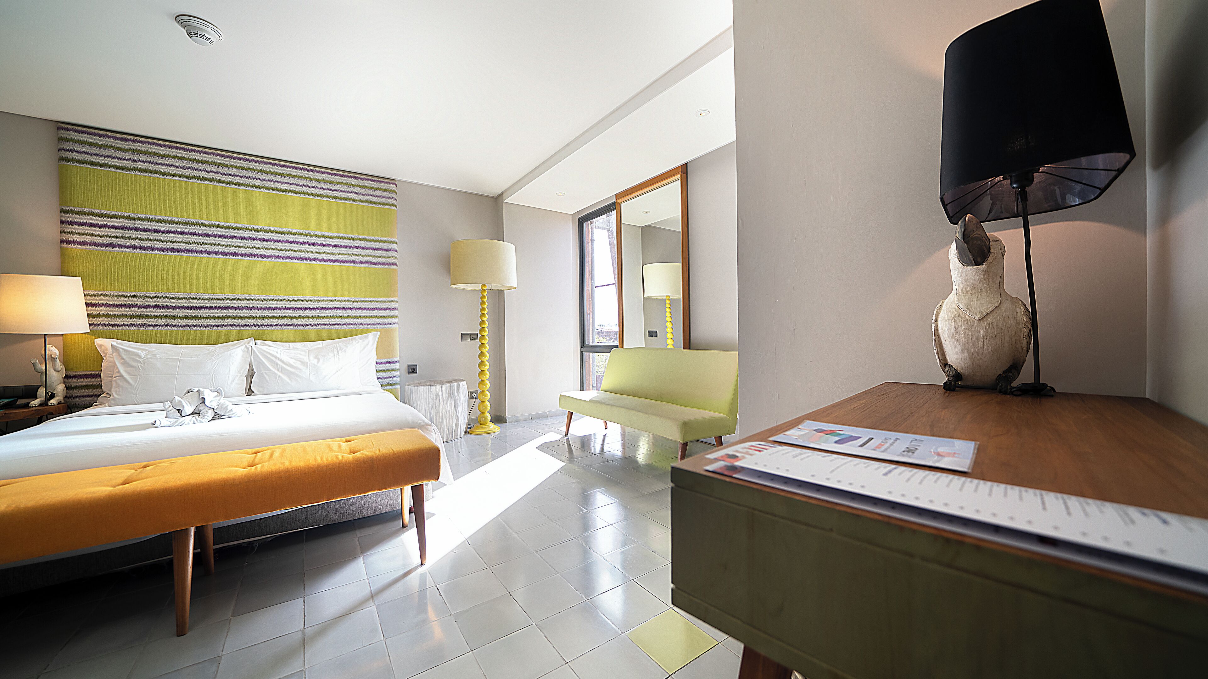 Deluxe Corner with Complimentary Treats | View from room