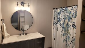 Handtücher, Seife, Toilettenpapier