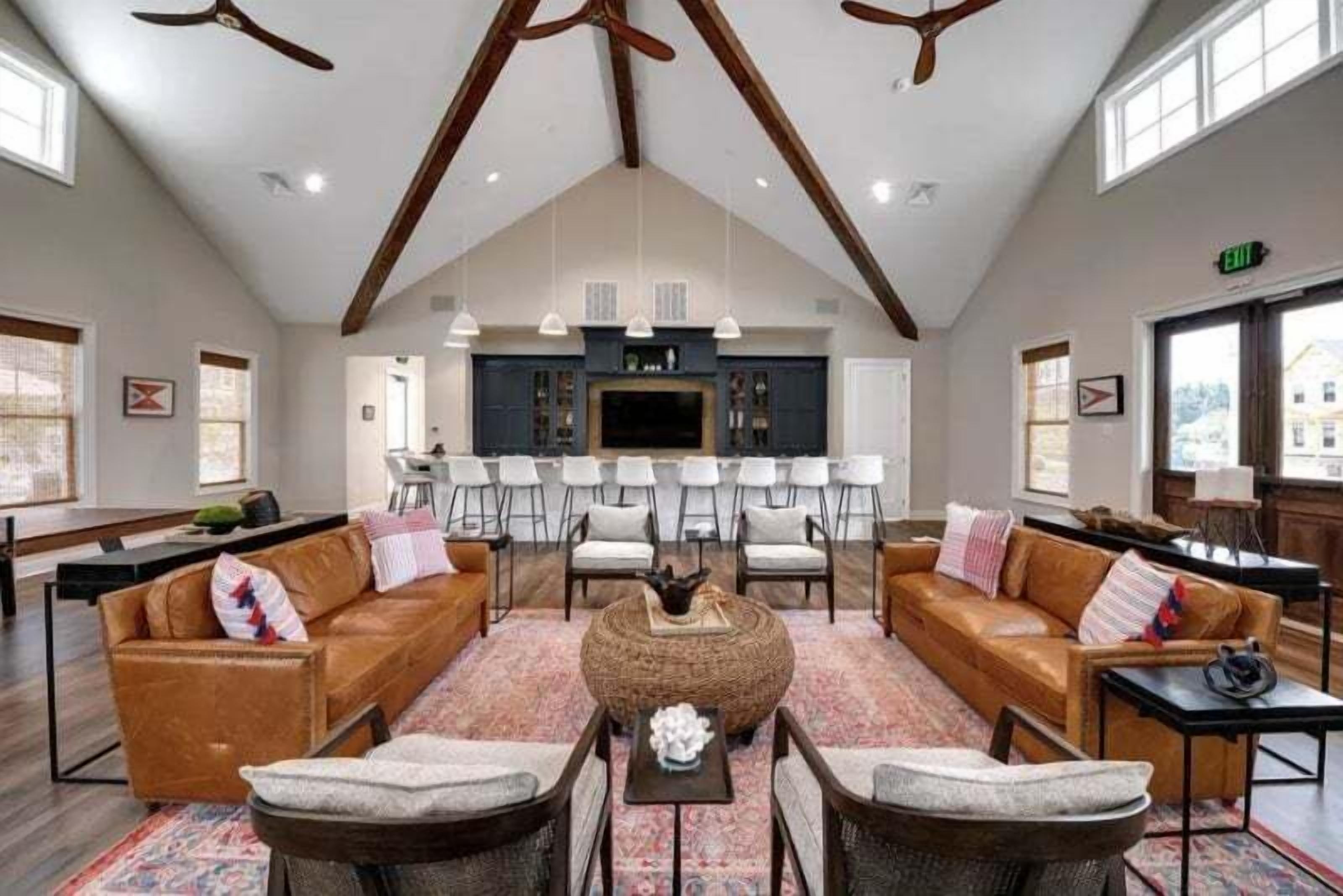 Rehoboth Beach 6br Luxury House With Ultimate Entertainment Rm W 5,000+ Sqft - Lewes, DE