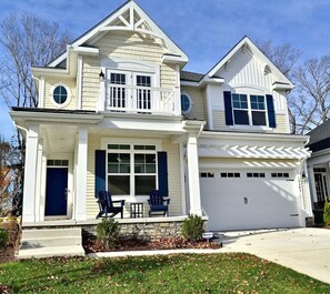 Exterior - Rehoboth Beach 6BR Luxury House with Ultimate Entertainment Rm w 5,000+ sqft (Rehoboth Beach)