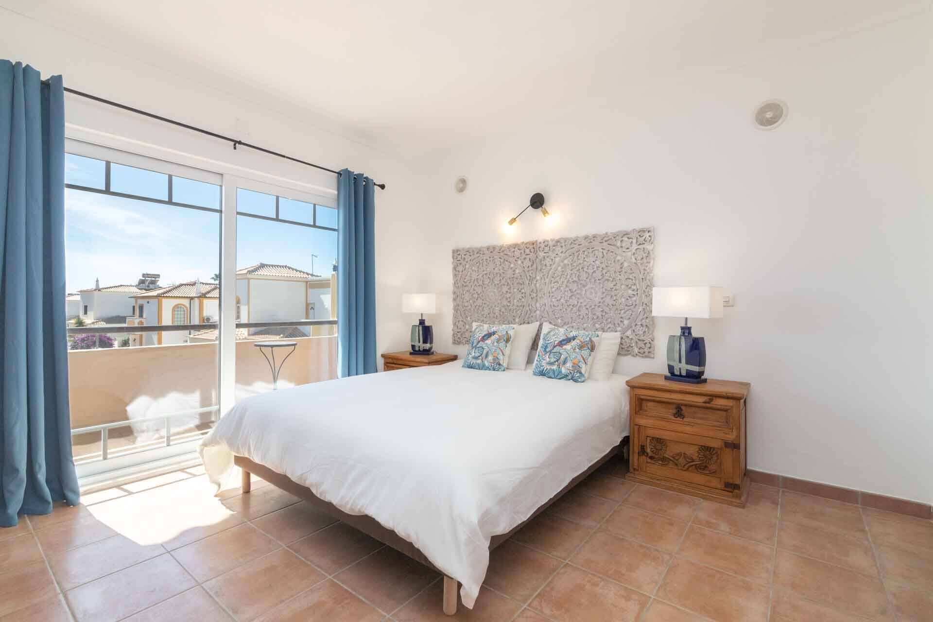 4 Schlafzimmer, Bügeleisen/Bügelbrett, Internetzugang, Bettwäsche