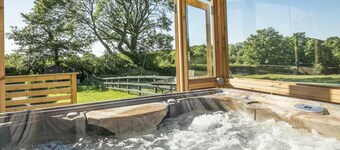 Tan-yr-Onnen, New Quay