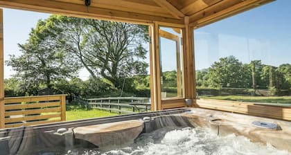 Tan-yr-Onnen, New Quay