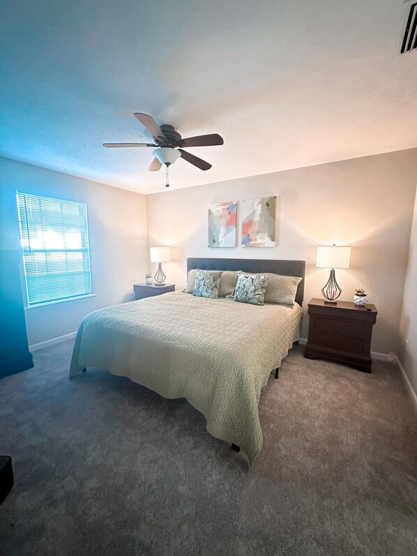 3 bedrooms, iron/ironing board, WiFi, bed sheets