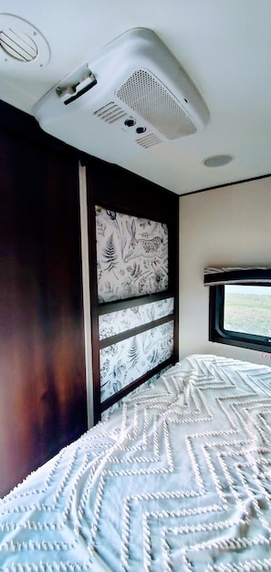 1 quarto, Wi-Fi de cortesia, roupa de cama