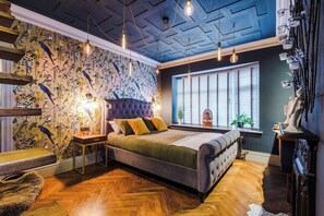 3 chambres, fer et planche à repasser, lit parapluie, accès Internet