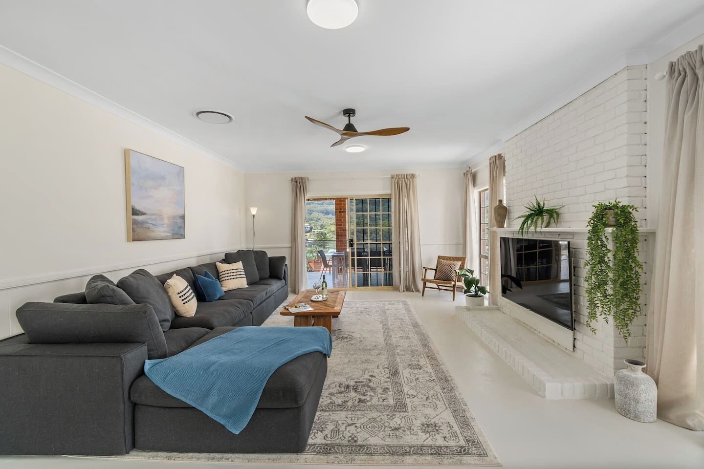 Stanwell Park Escape Sprawling Beachfront Living - Stanwell Park