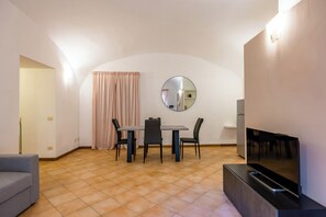 Smart TV - Materdei Beautiful Terrace by NapoliApartments (Naples)