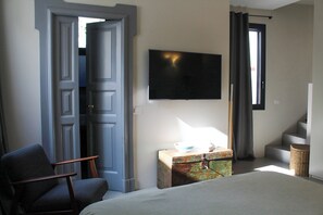 1 soverom, skrivebord, strykejern/-brett og wi-fi (inkludert)