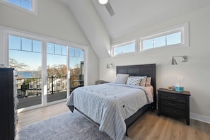 5 室のベッドルーム、WiFi、ベッドシーツ