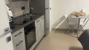 Unclassified image, 4 of 12, button - Duomo Family House (Naples)