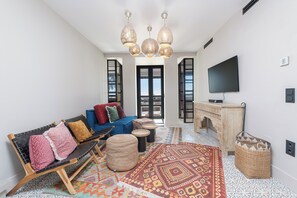 Deluxe House, Sea View | Living area - Solaga - Pedregal (Málaga)