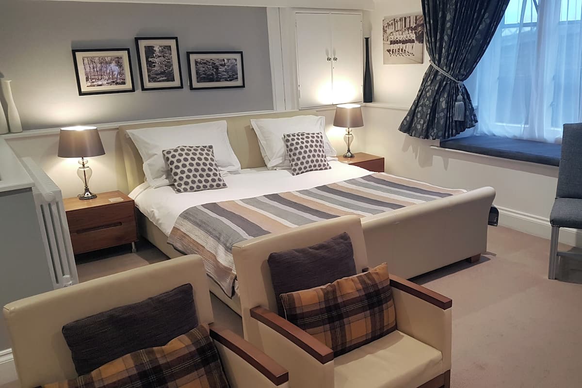 1 bedroom, iron/ironing board, free WiFi