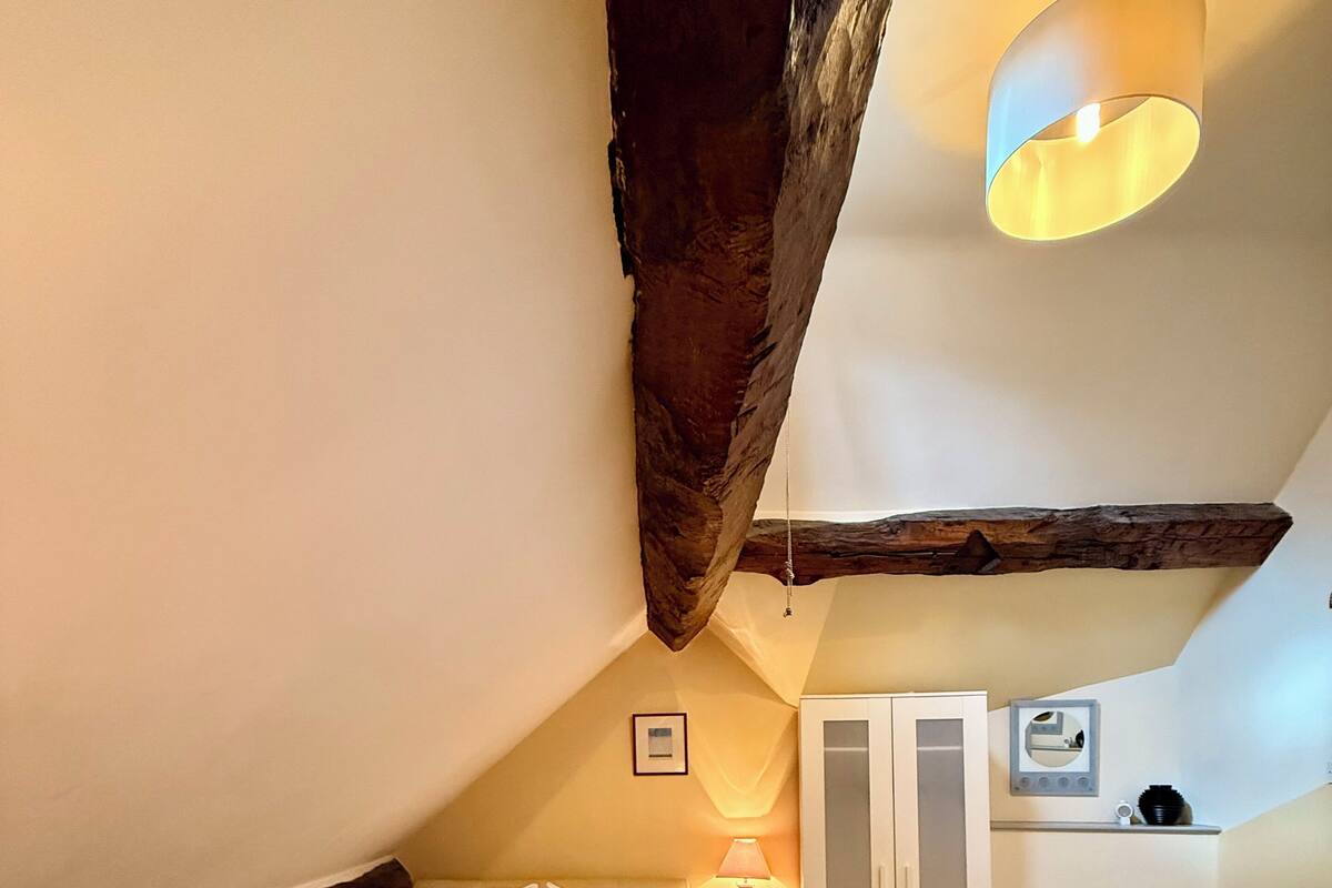 Standard Room, Garden View | 1 bedroom, iron/ironing board, free WiFi