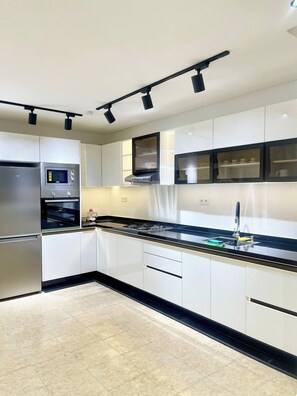 Microwave, oven, stovetop