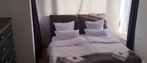 2 Schlafzimmer, WLAN, Bettwäsche