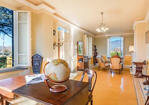 Interior - *Elegant Villa*with Private Park-10 min from LUCCA (Capannori)