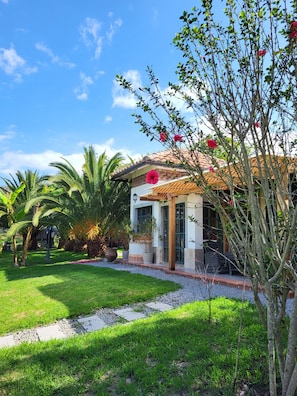 Front of property - Quinta Paolita (Tumbabiro)
