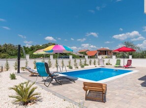 Villa (Four Bedroom Villa with Pool) | Pool