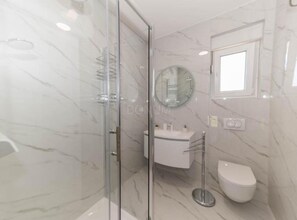 Villa (Four Bedroom Villa with Pool) | Bathroom | Shower, towels