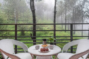 Luxury Apartment, Balcony, Hill View | Terrace/patio
