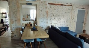 Interior - House with garden near Futuroscope (Jaunay-Marigny)