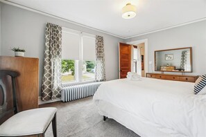 4 bedrooms, iron/ironing board, travel crib, WiFi