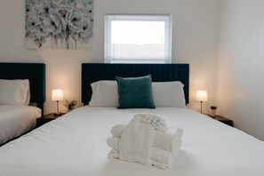 4 bedrooms, desk, iron/ironing board, travel cot