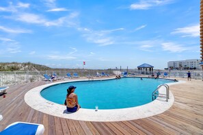 公寓客房, 1 張特大雙人床和 1 張沙發床 (Sugar Beach 354) | 游泳池 | 溫水游泳池