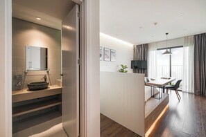 Basic Studio | Individually furnished, laptop workspace, blackout drapes - TIL Vinhomes D'capitale Elegance Suites (Hanoi)