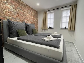 1 Schlafzimmer, Bügeleisen/Bügelbrett, Reisekinderbett, kostenloses WLAN