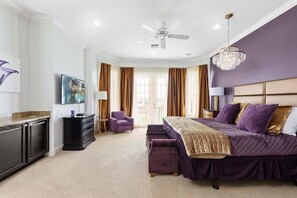 6 bedrooms, iron/ironing board, travel cot, WiFi