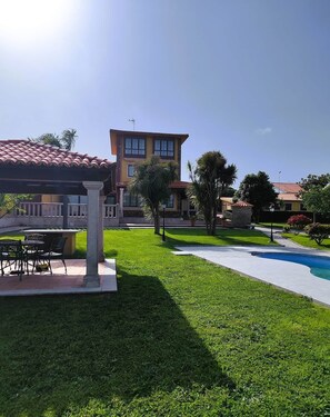 Pool - Donato House (Narón)