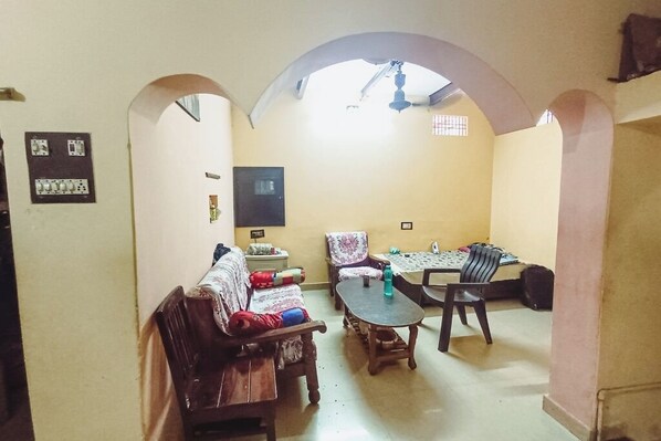 Interior - Amma Ka Ghar
(Varanasi)